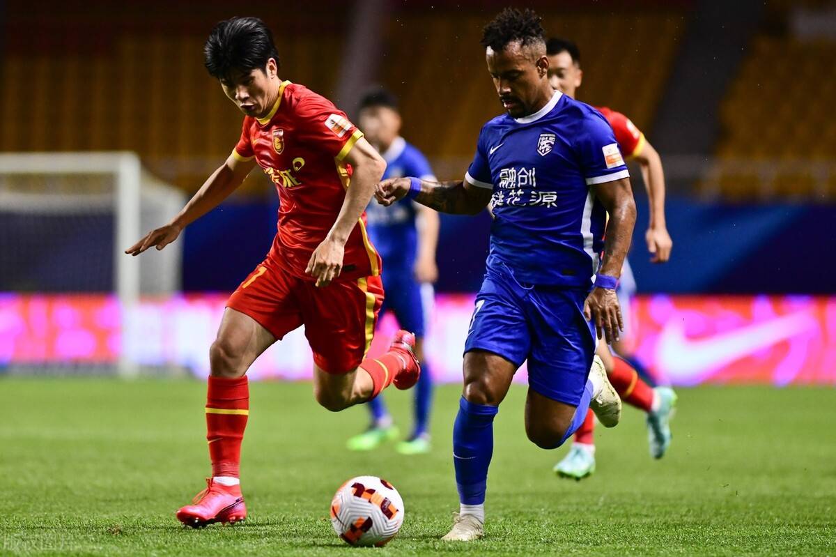 中超冲刺阶段再迎强敌，摩纳哥强势反弹，主帅态度——压力陡增，赛季目标并未改变的简单介绍