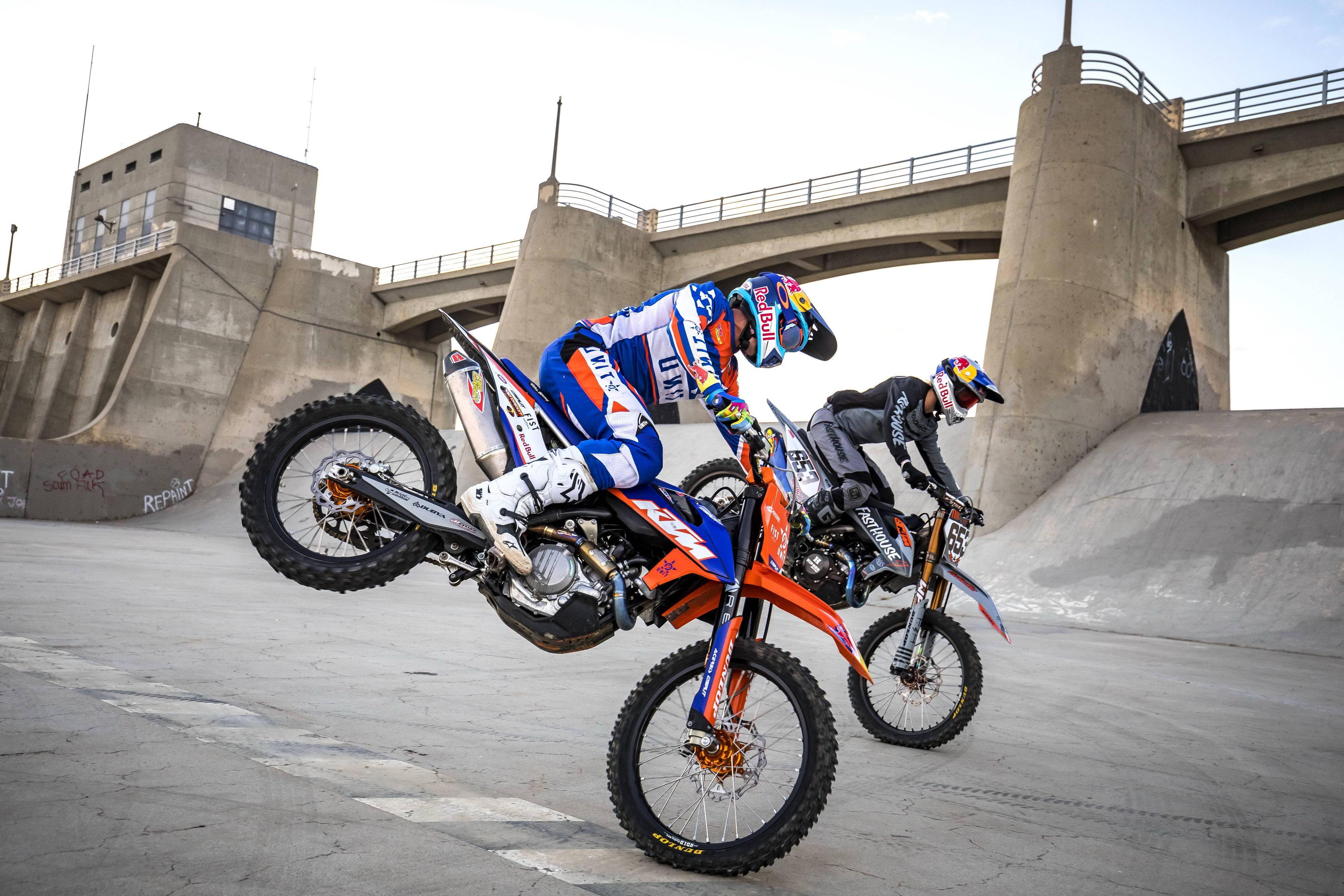 包含Scout连续五场比赛得分超过大胜，澳大利亚队挑战极限！的词条